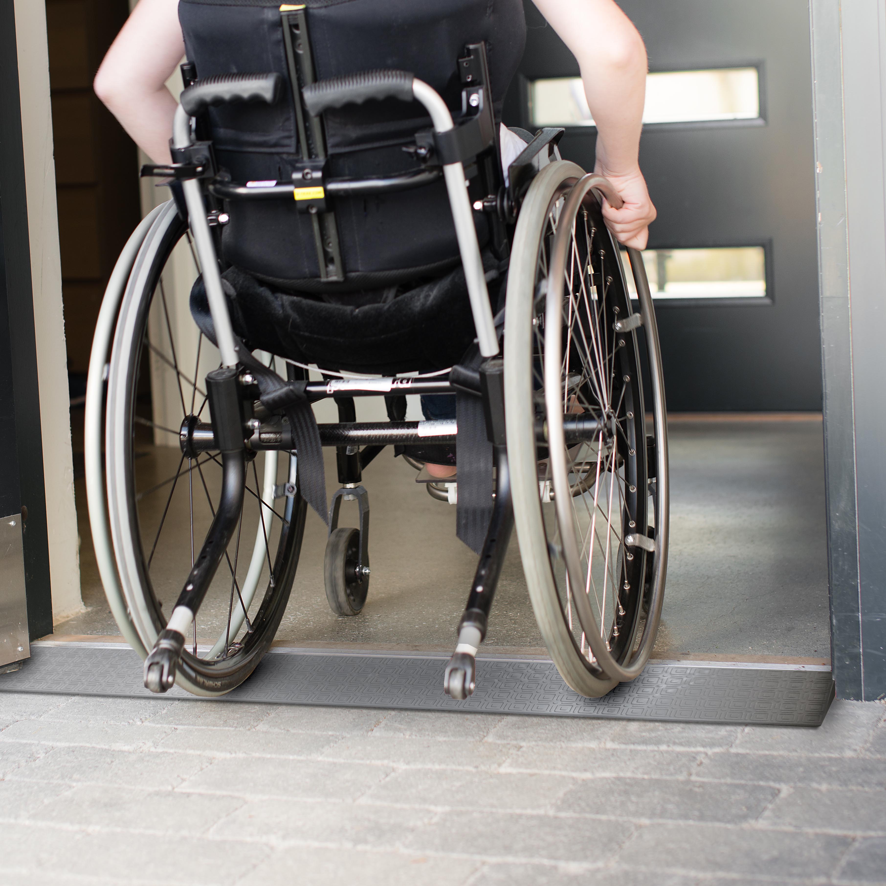 Schwellenrampe EASY RAMP - Rollstuhlrampe für Schwellen