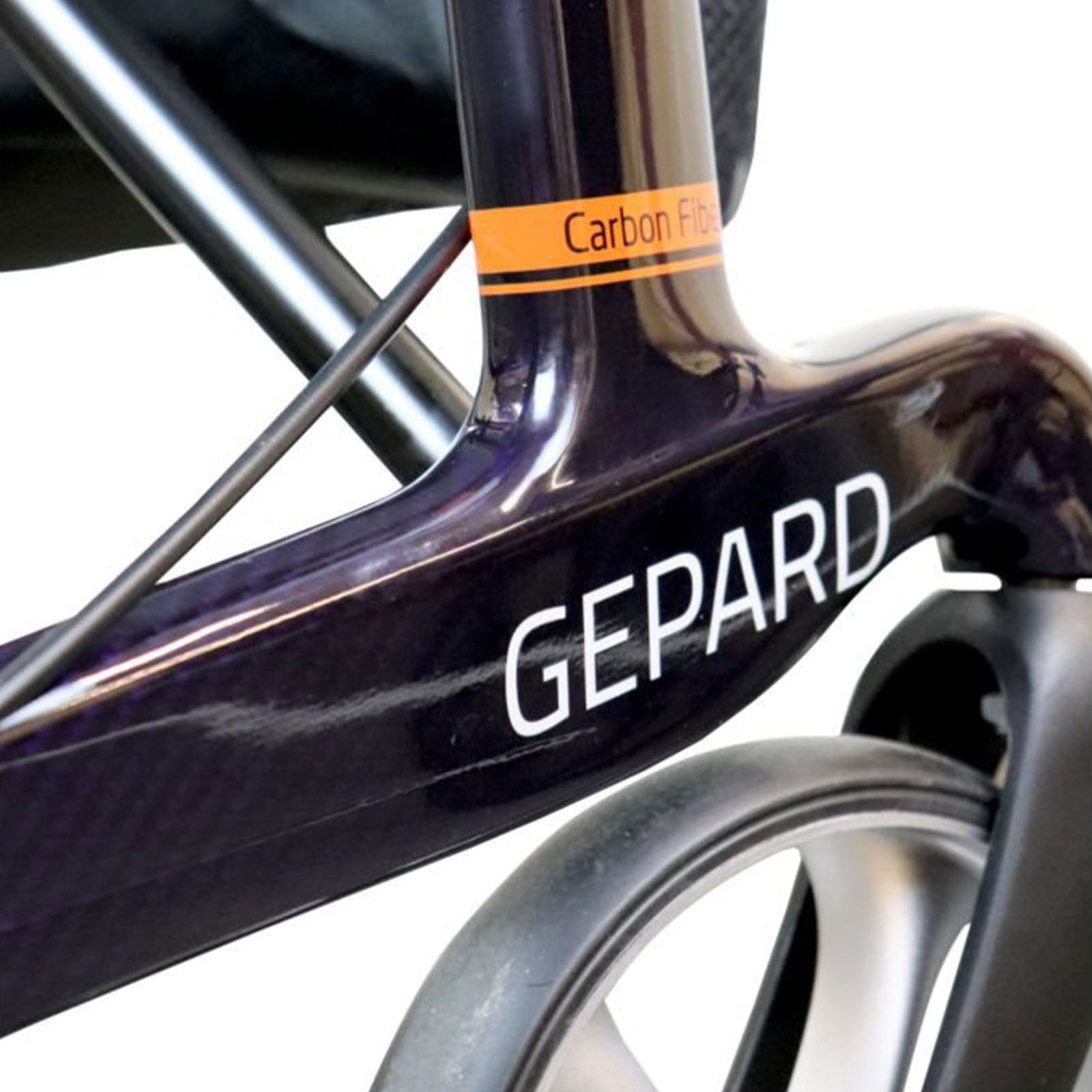 Carbonrollator GEPARD - leicht und modern | Lila